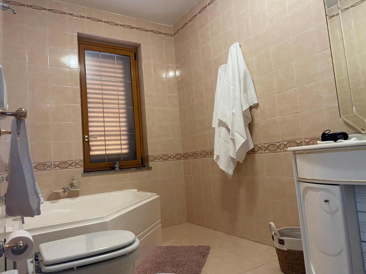 Residence Don Turi Виллафранка-Тиррена Экстерьер фото