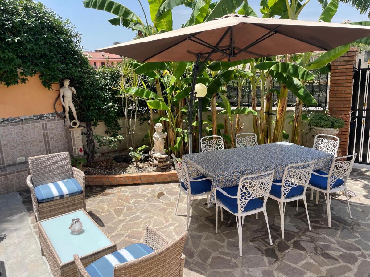 Residence Don Turi Виллафранка-Тиррена Экстерьер фото