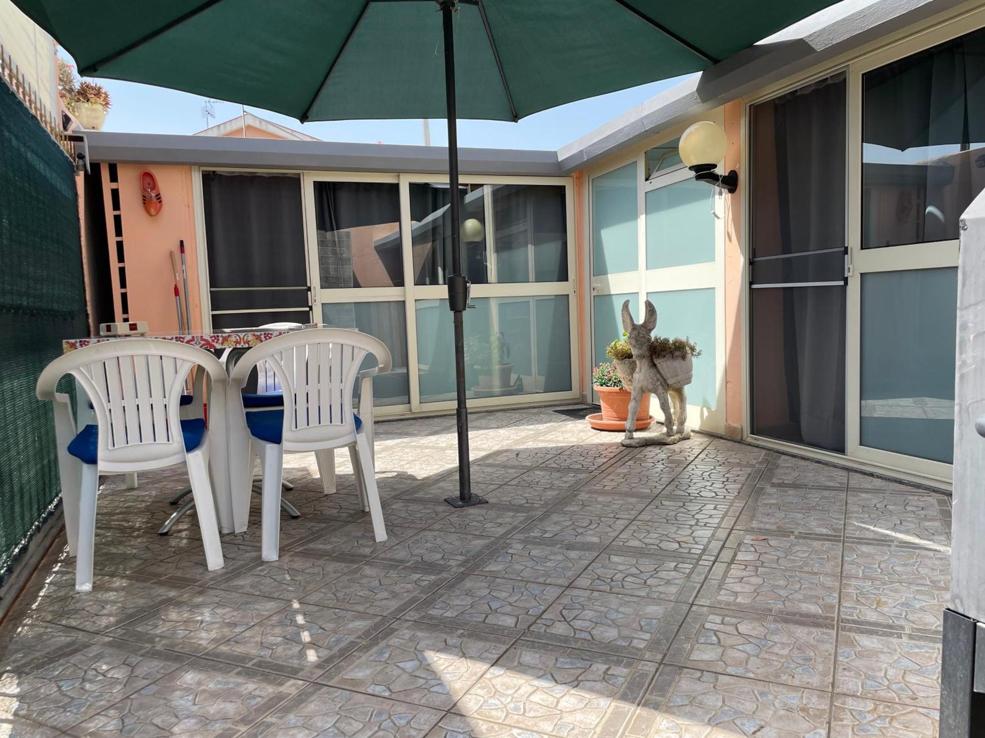 Residence Don Turi Виллафранка-Тиррена Экстерьер фото