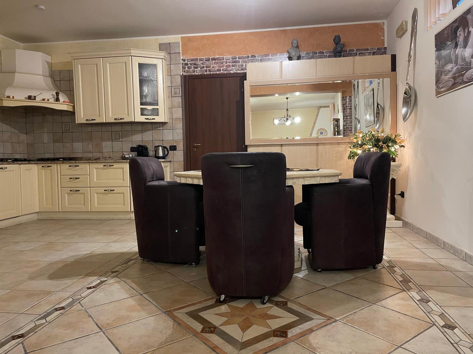Residence Don Turi Виллафранка-Тиррена Экстерьер фото